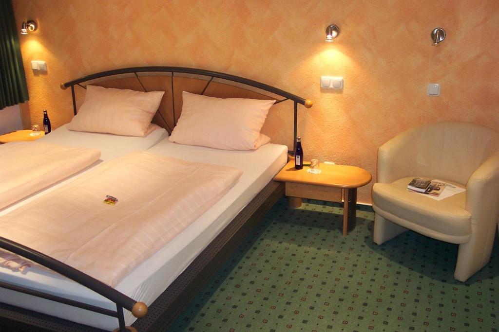 Hotel Beim Holzschnitzer Dreis-Brück Camera foto